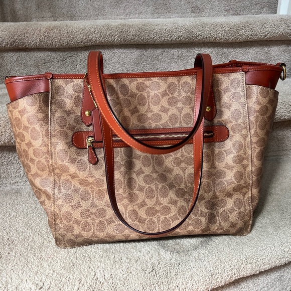 Coach Baby Bag Signature Canvas BRAND NEW NEVER USED - Picture 1 of 6